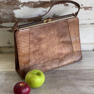 Elegant Brown Leather 1950’s Kelly Tote Handbag Vintage Purse Bag